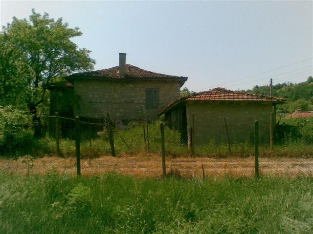 Къща в Североизточна България в село Г.Кантарджиево