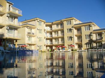 Bulgaria, Ravda, Aparthotel Rutland Bay. For rent Apartment. Price 500 Euro for two weeks. For the full year 2500 Euro.