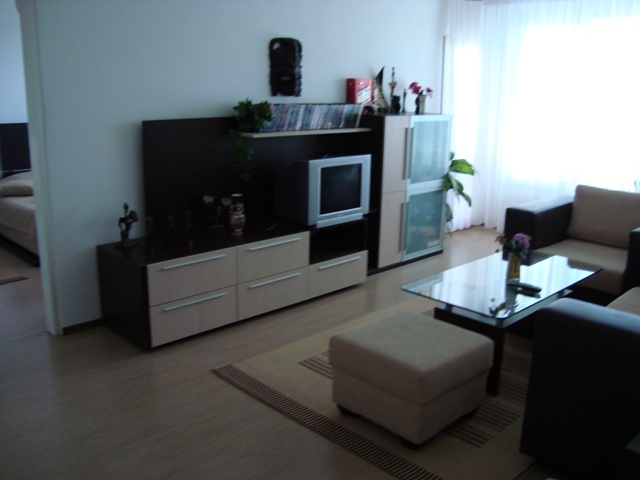 3-стаен апартамент,Център,София
3-bedroom aparatment,Center,Sofia