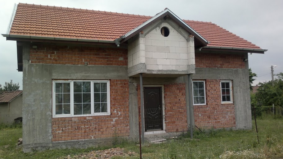 Продавам къща Перник кв. Църква 160кв.м., парцел 1250 кв.м., 15 мин от София