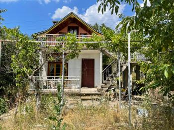 Small Cottage House for sale with a Glorious Garden in Central Bulgaria at the Ancient Thracian Heritage town of Kazanlak, near the Mountains & Rose Capital of the World!